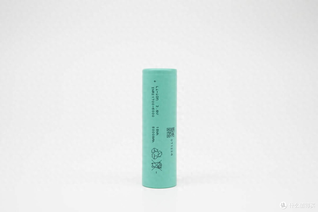 亿纬锂能新款21700全极耳电芯曝光，容量5000mAh
