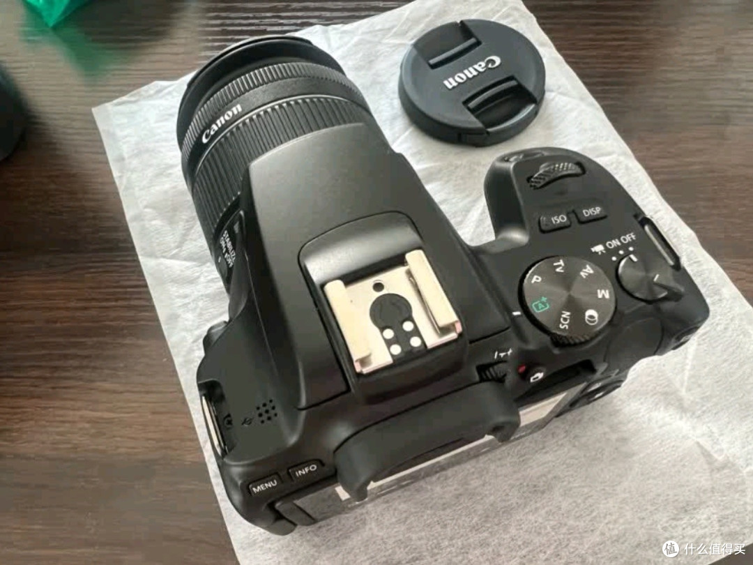 佳能EOS 200D II二代单反相机测评：便携与性能的完美平衡