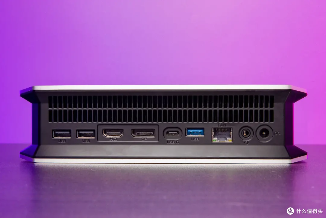 “跟上AI时代”？不，磐镭YO1 AMD锐龙AI Max+395桌面AI超算中心