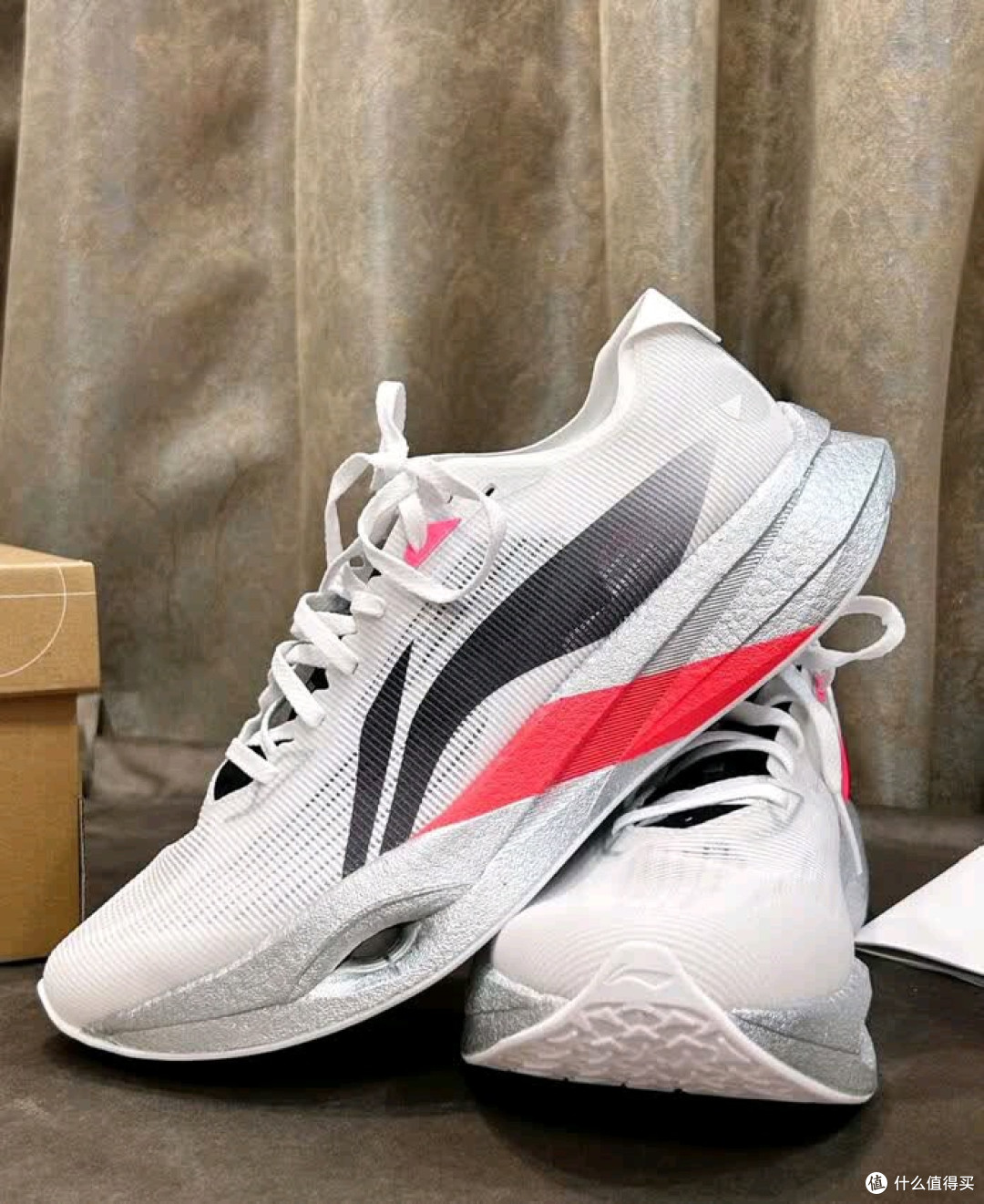 618入手的李宁追风PRO,性价比超值