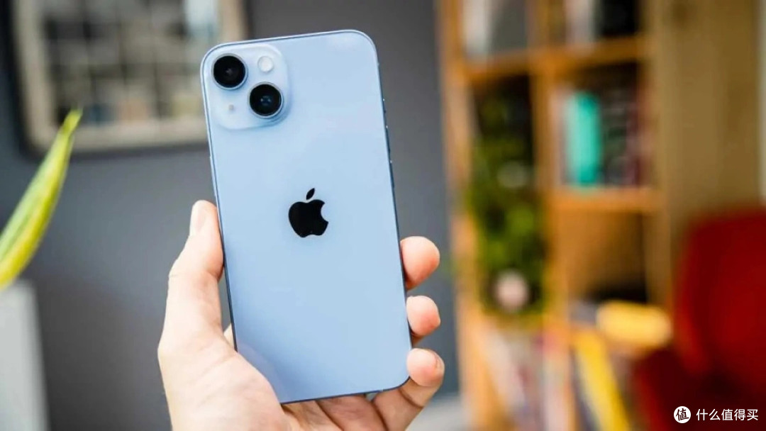 iPhone14宣布清仓，成为618“最受欢迎”中端机，标配版售价腰斩