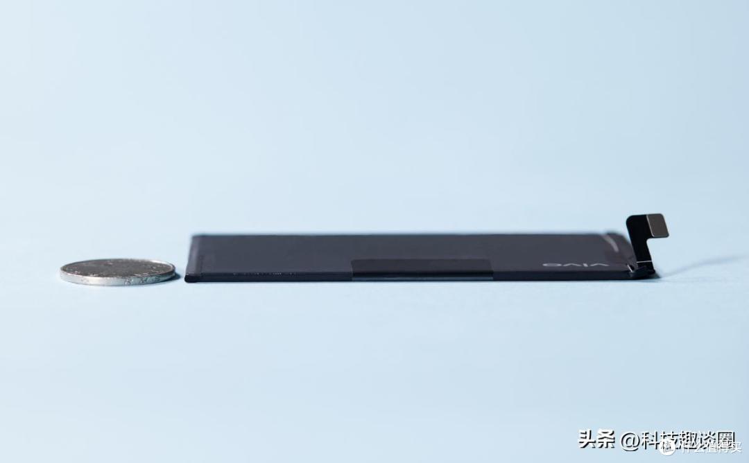 vivo X Fold5即将登场：折叠屏也能轻如羽翼