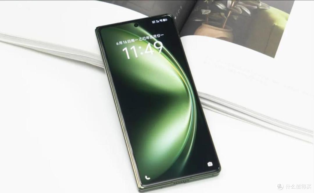 vivo X Fold5电池技术大突破!轻薄机身6000mAh,折叠屏续航标杆