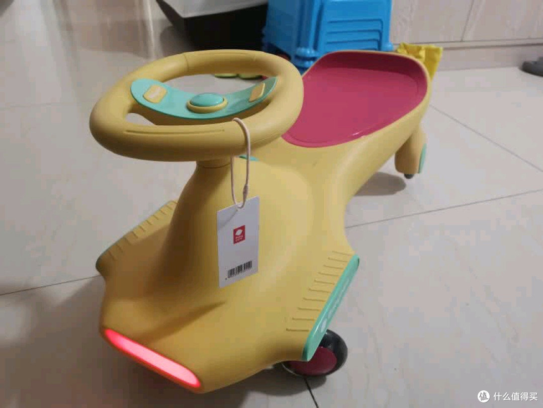 带娃神器实测！这辆扭扭车让宝宝玩疯了