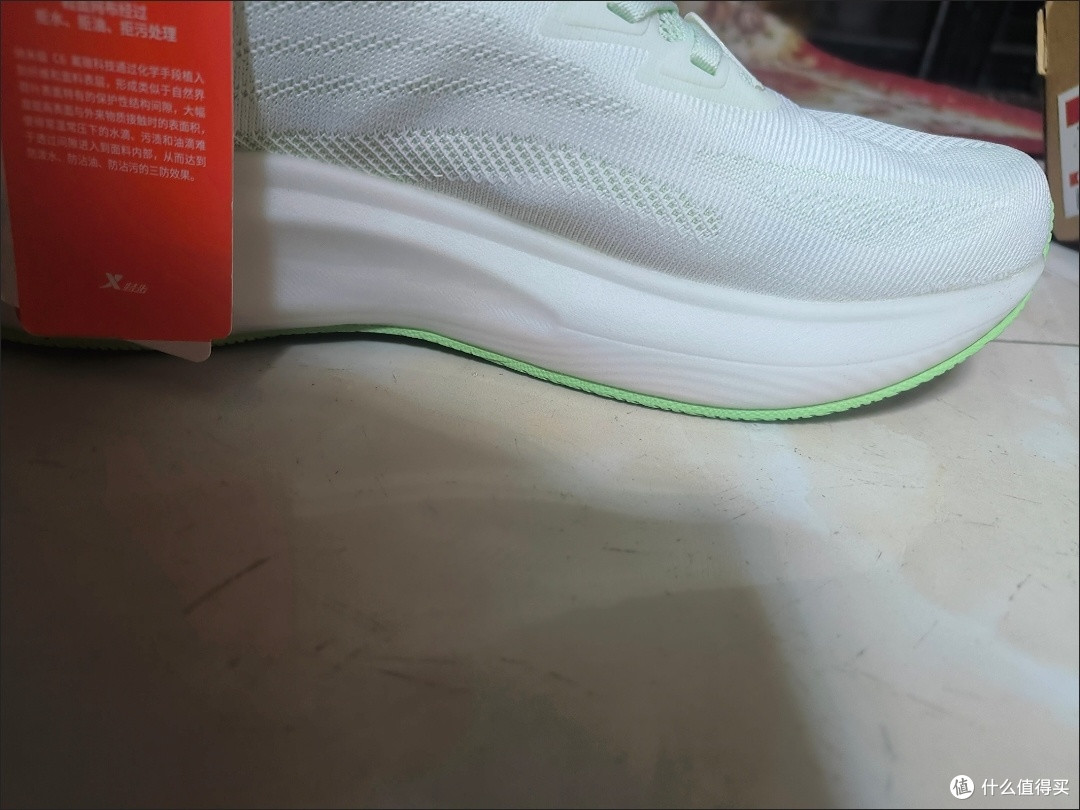 开箱特步追云2代!这双跑鞋让我爱上跑步