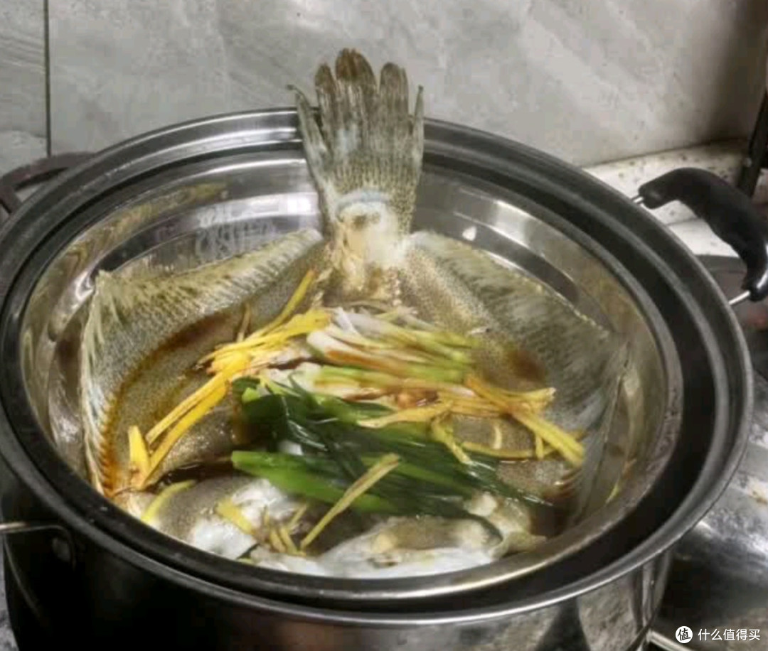 这卖七郎多宝鱼蒸完油亮爆汁,连吃三碗饭