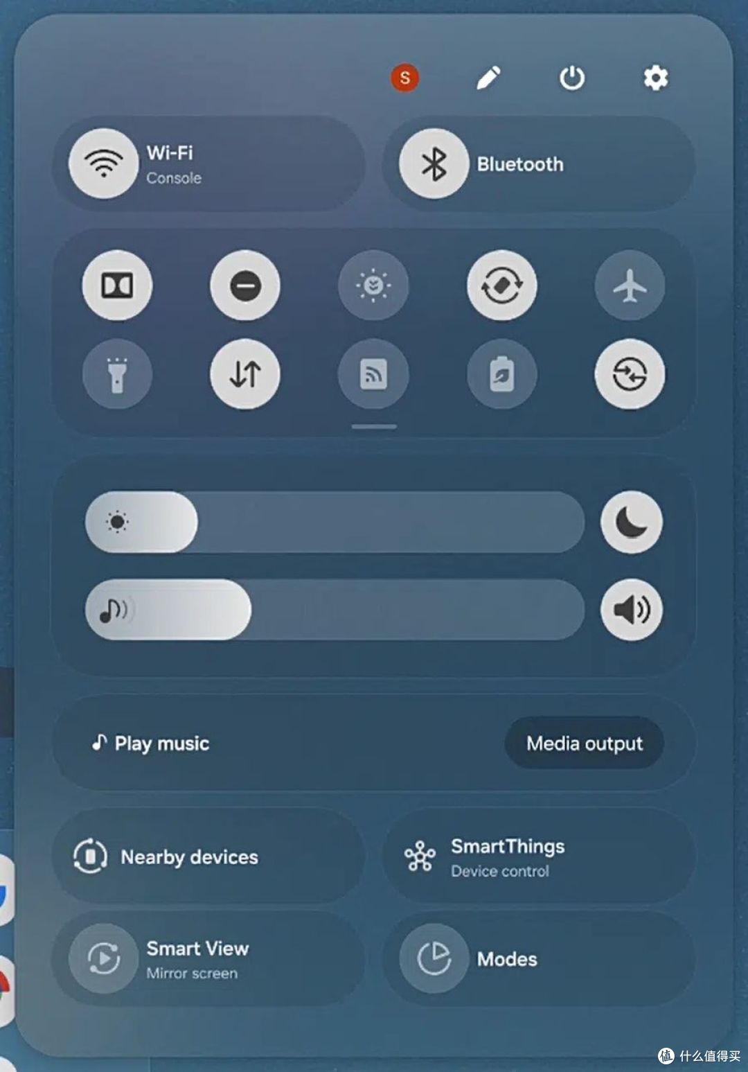 初探三星One UI 8平板改进：快速面板和通知栏新增模糊效果