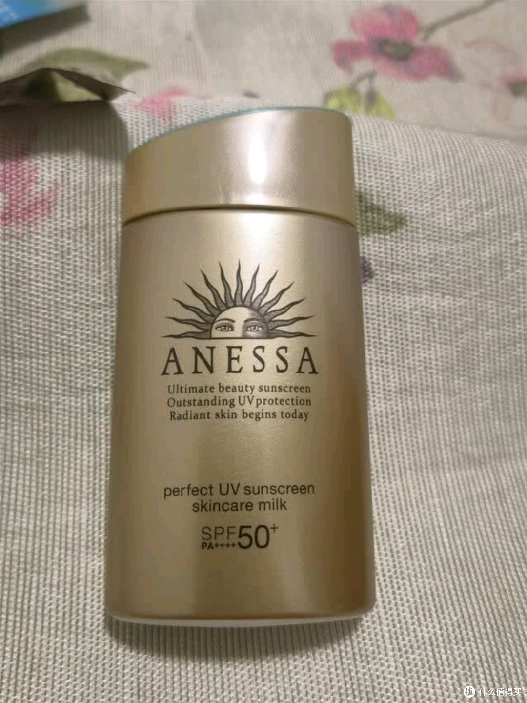 安热沙(Anessa)倍护防晒乳亲肤型60mL敏感肌粉金瓶高倍防晒测评