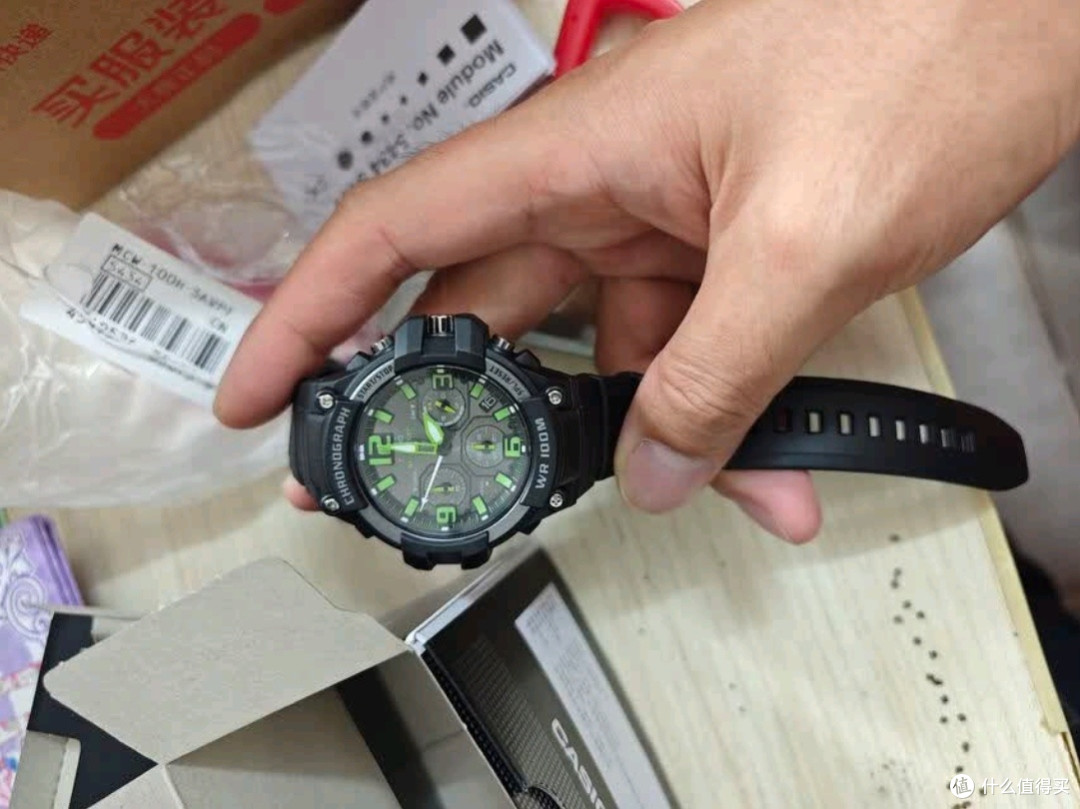 卡西欧(CASIO)男学生运动手表深度测评:时尚与实用的完美结合