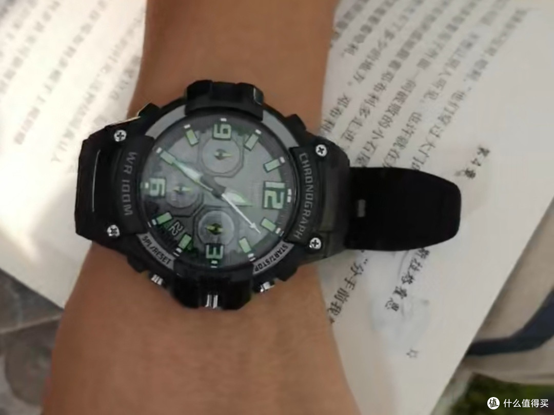 卡西欧(CASIO)男学生运动手表深度测评:时尚与实用的完美结合
