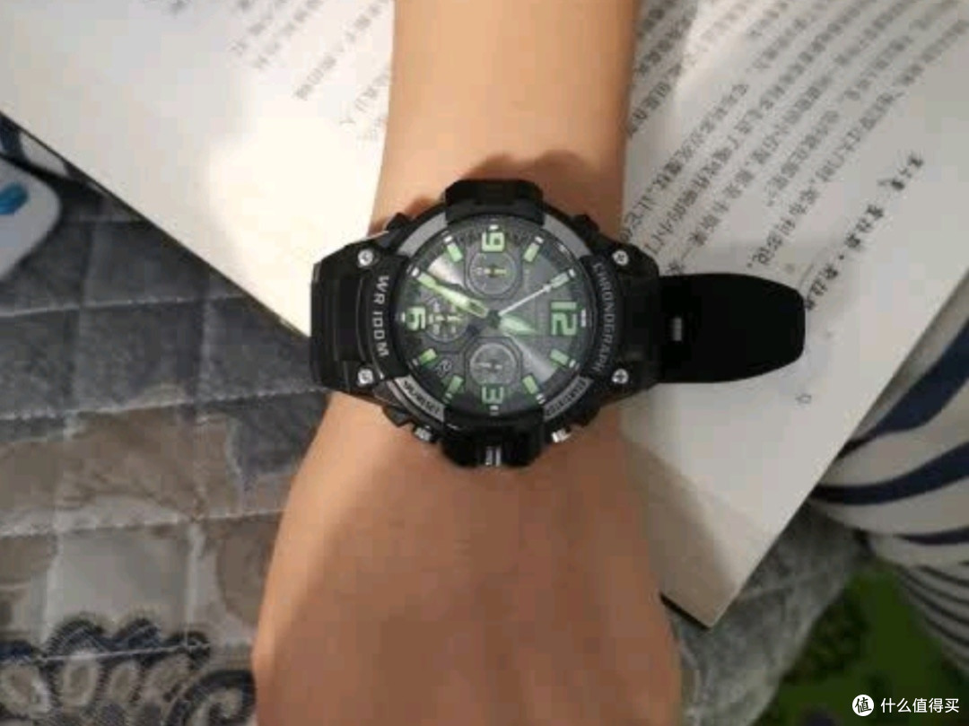 卡西欧(CASIO)男学生运动手表深度测评:时尚与实用的完美结合