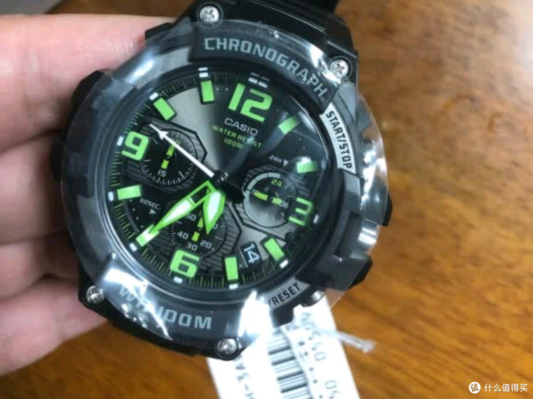 卡西欧(CASIO)男学生运动手表深度测评:时尚与实用的完美结合