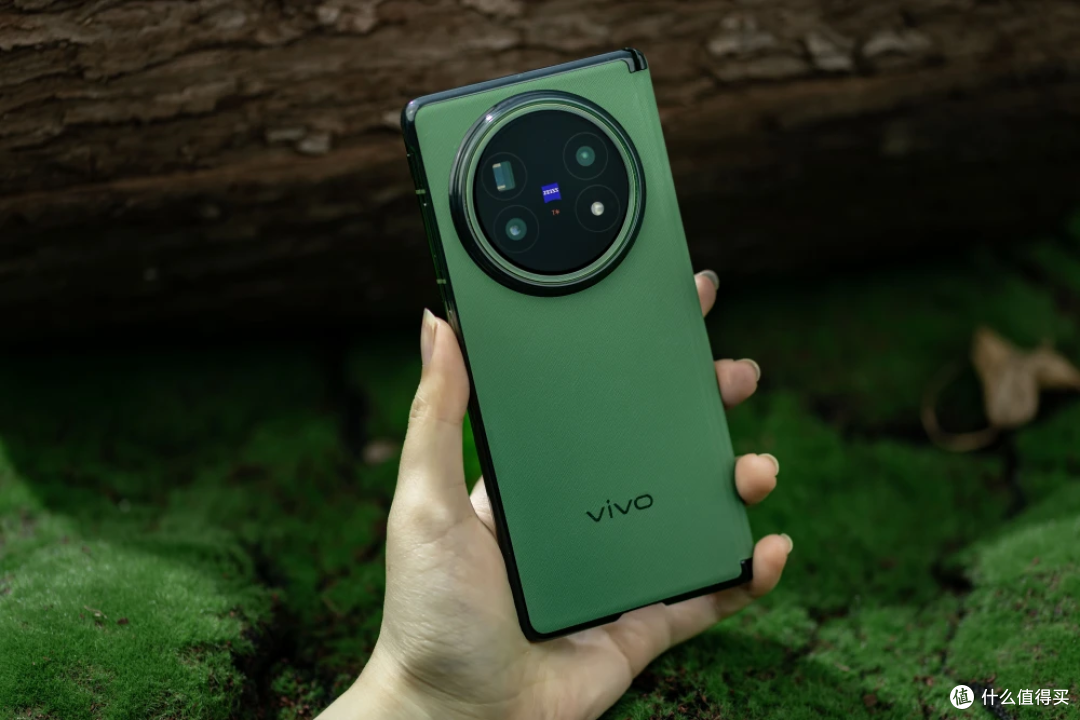 vivo X Fold5将于6月25日发布,折叠屏手机更轻更强!