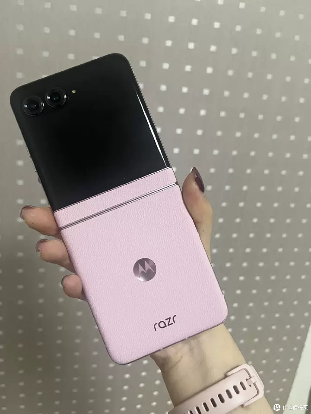 联想moto razr60 3.6英寸外屏折叠手机5000万主摄Pantone摩托罗拉
