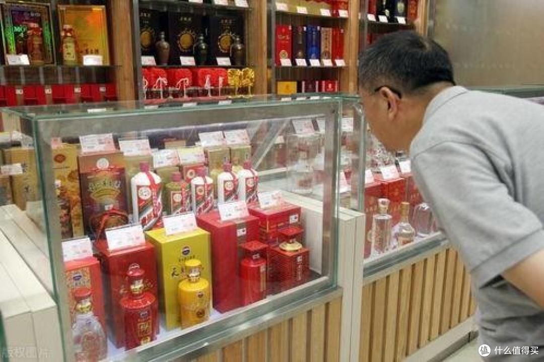 电商价格猛跌,茅台还值得抢吗?