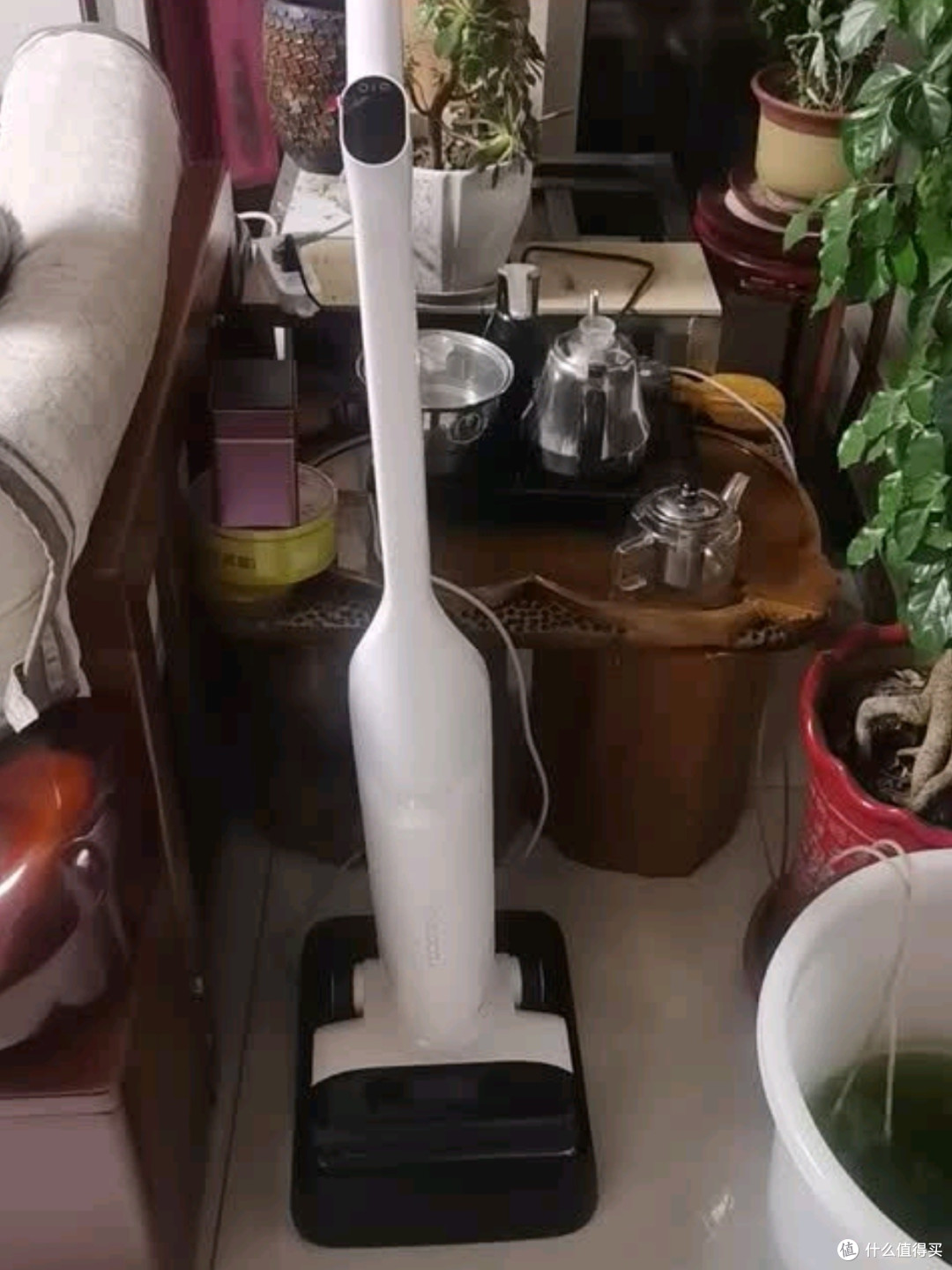 石头智能洗地机:平躺洗地,热水自清洁,全链速烘的家用清洁神器