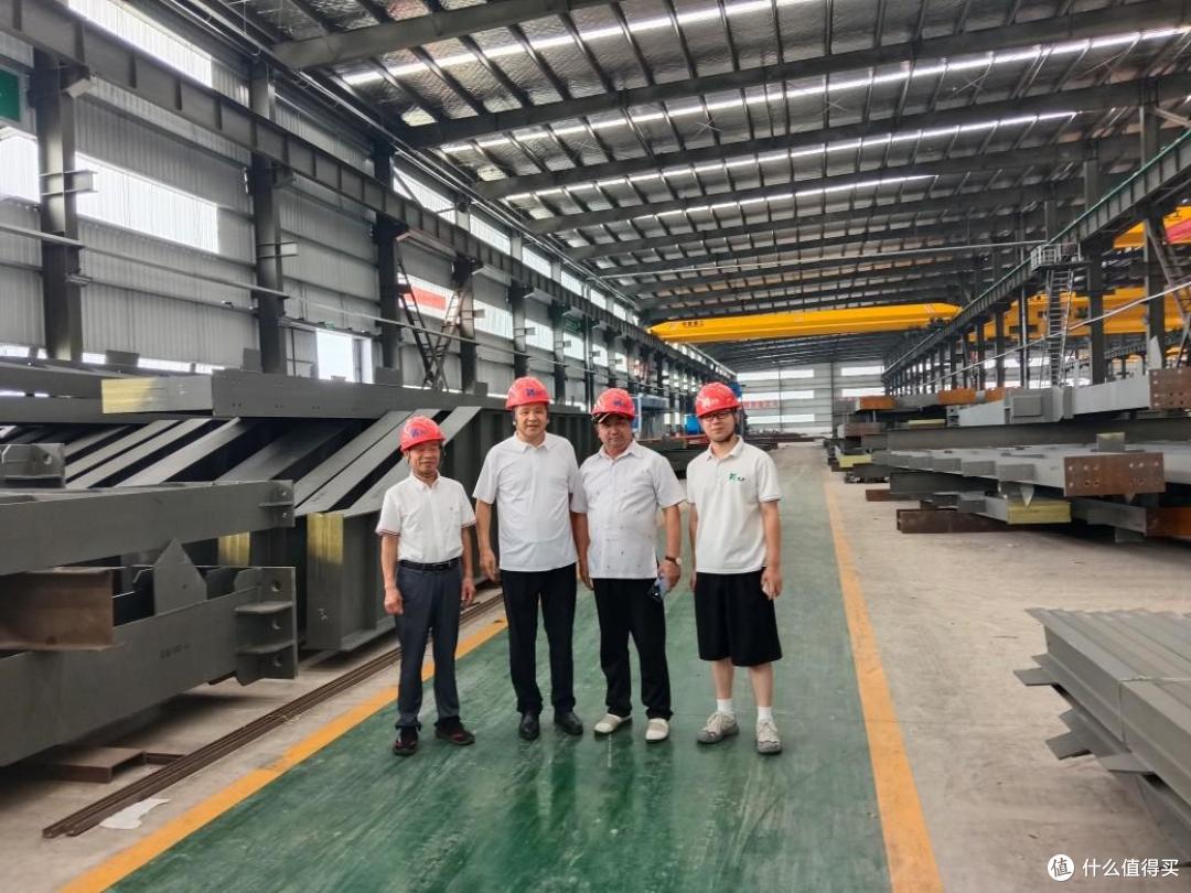 印尼共工新闻社龚全元社长一行前往宁波樟和钢构集团参观考察