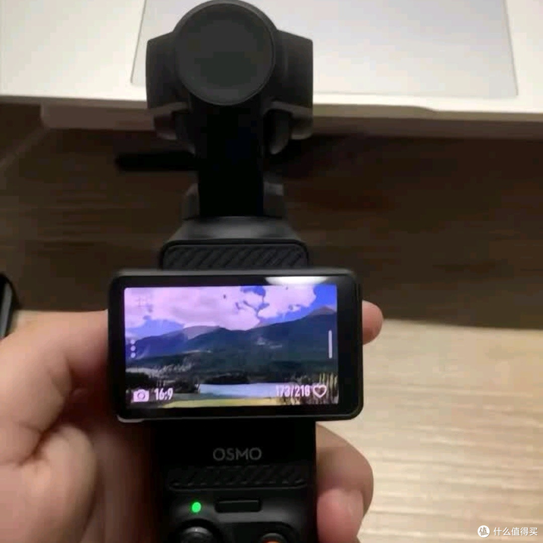 大疆标准版测评:一英寸口袋云台相机的极致便携与美颜摄像新体验