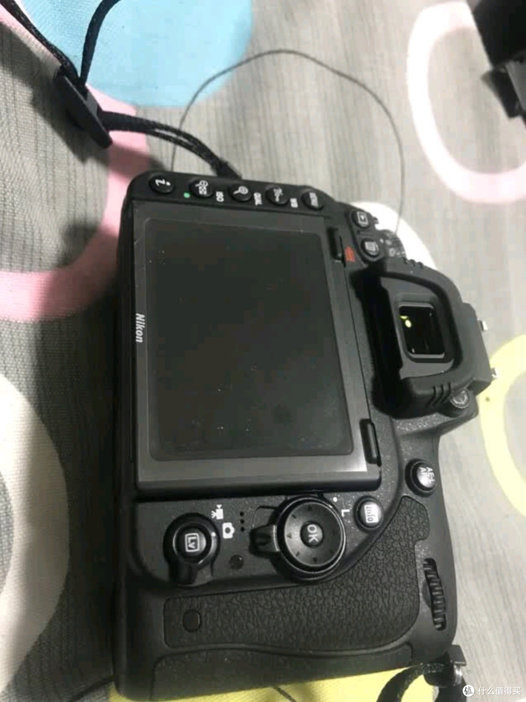 尼康D7500单反相机搭配AF-S DX尼克尔镜头深度测评