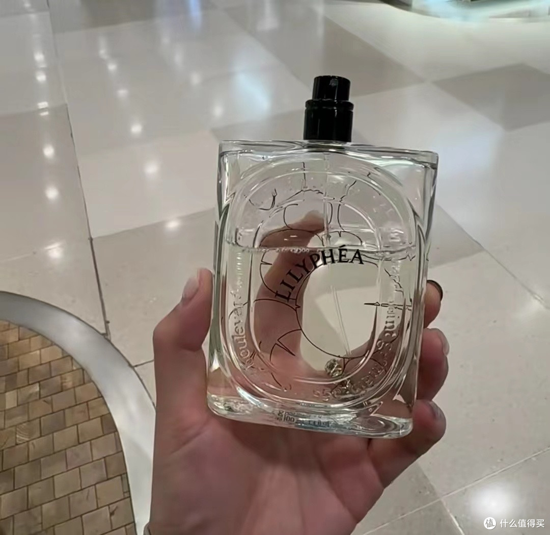 Diptyque 睡莲悠悠香水:静谧池畔的诗意栖居