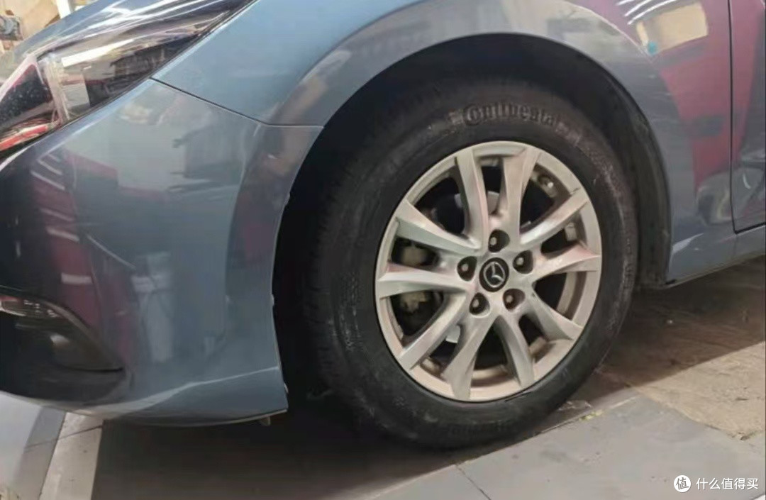 德国马牌（Continental）汽车轮胎 205/60R16 96V XL UCJ 