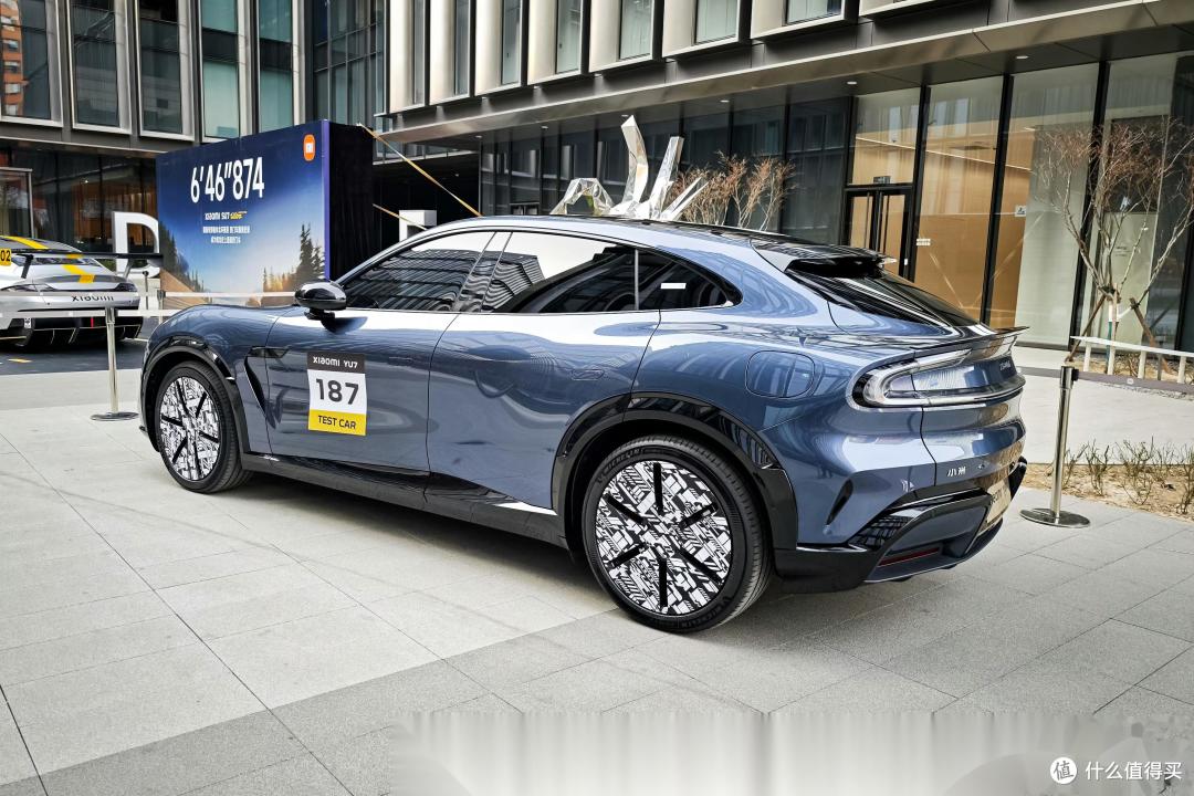 小米YU7:全新豪华高性能SUV,设计与性能再升级!