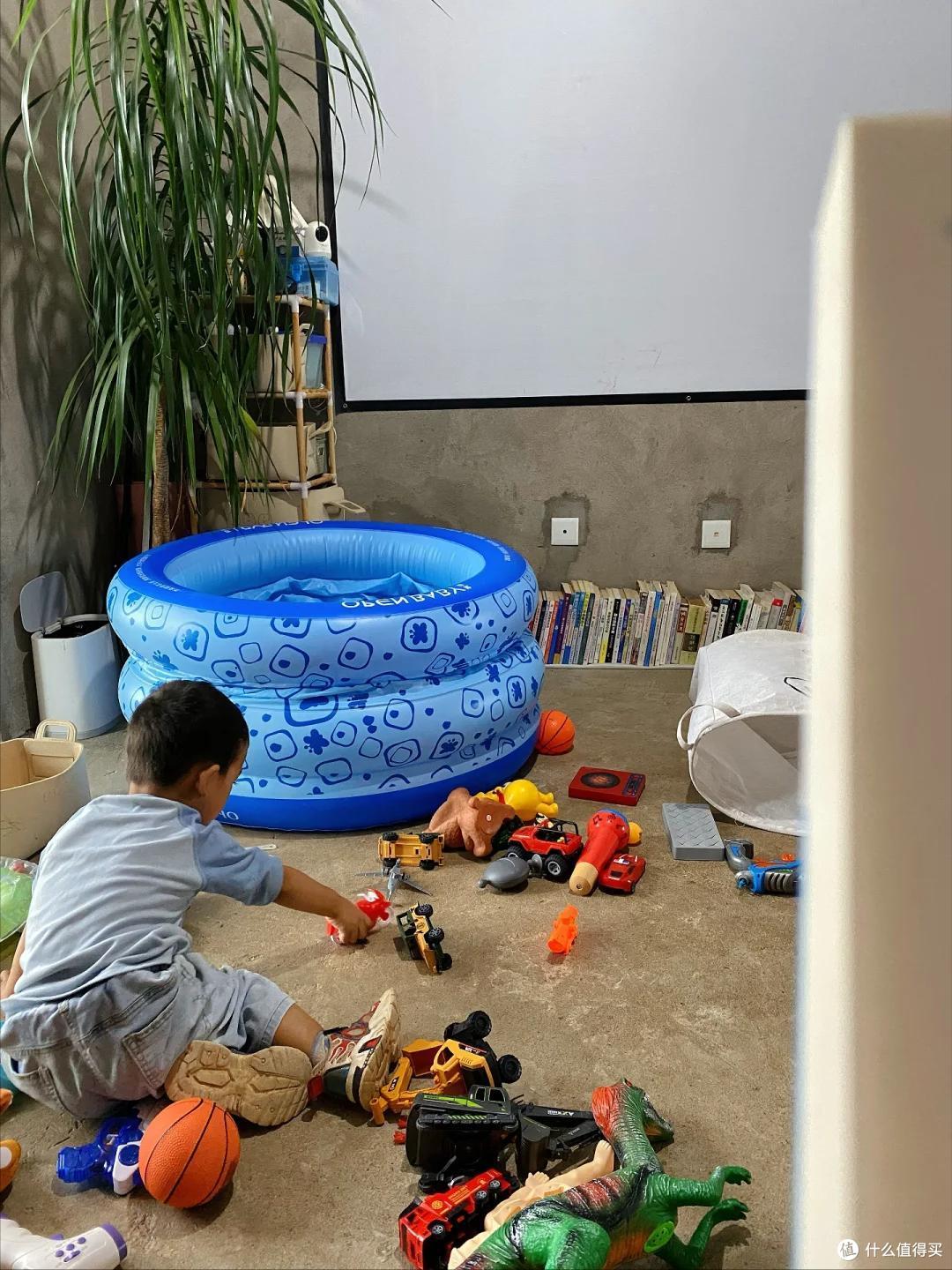 云南一家三口，因入住“毛坯房”而走红，花费仅1万，越看越高级