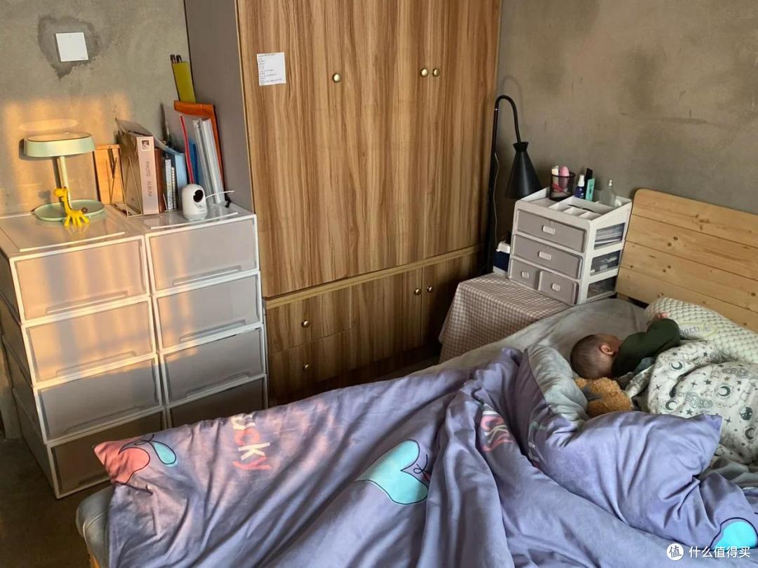 云南一家三口，因入住“毛坯房”而走红，花费仅1万，越看越高级