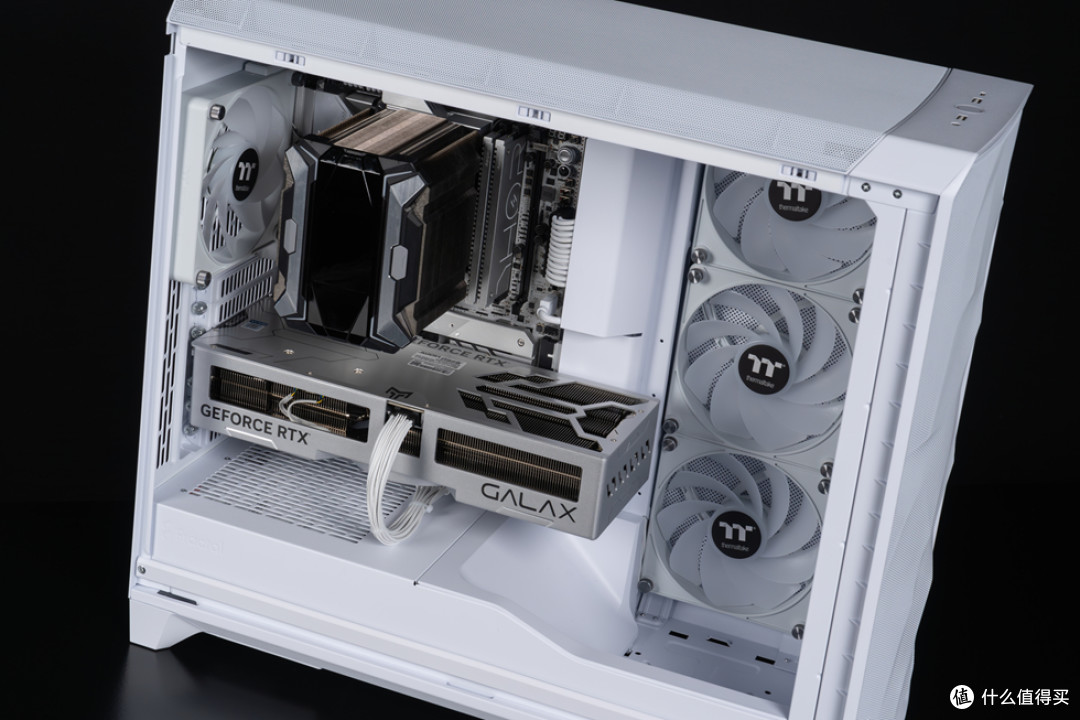 分形工艺Meshify3 XL+ROG Z890APEX+影驰4070Ti S金属大师装机