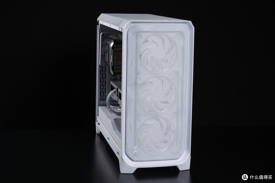 分形工艺Meshify3 XL+ROG Z890APEX+影驰4070Ti S金属大师装机