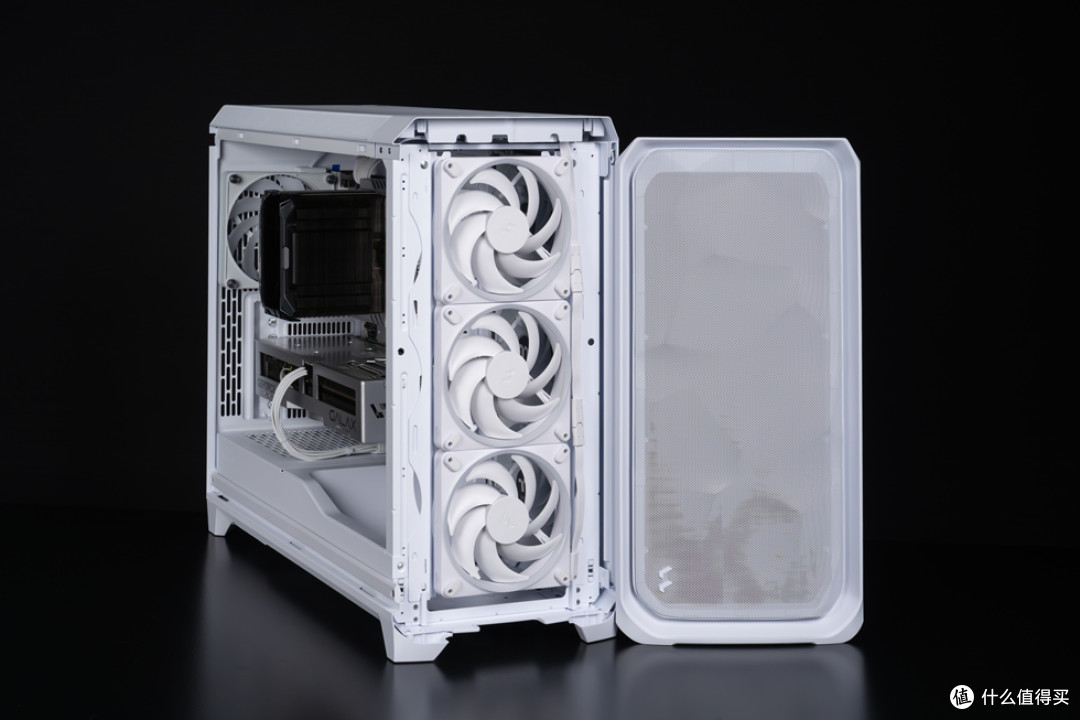 分形工艺Meshify3 XL+ROG Z890APEX+影驰4070Ti S金属大师装机