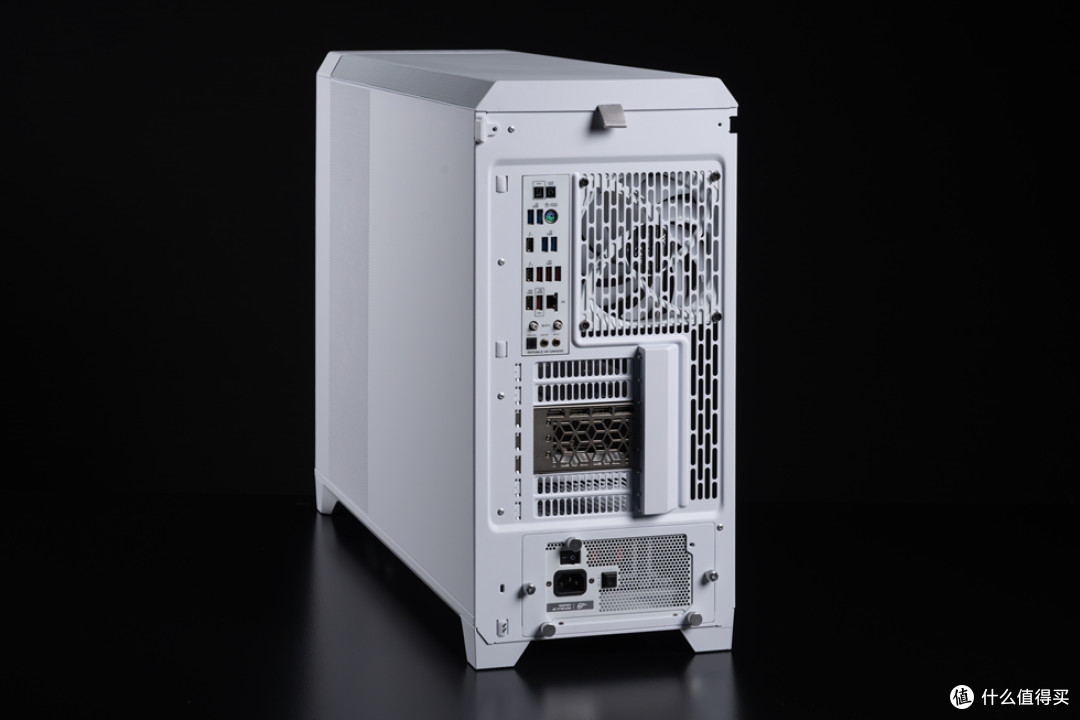 分形工艺Meshify3 XL+ROG Z890APEX+影驰4070Ti S金属大师装机