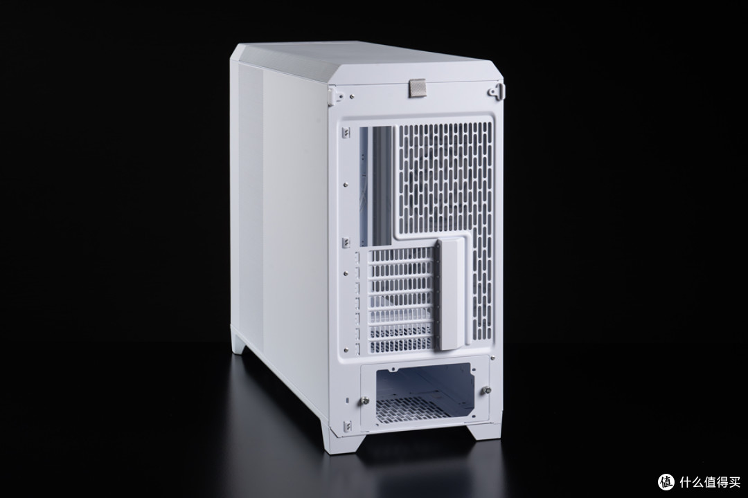 分形工艺Meshify3 XL+ROG Z890APEX+影驰4070Ti S金属大师装机