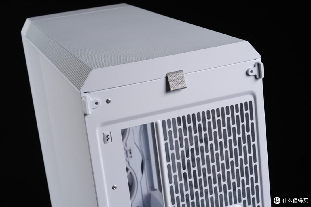 分形工艺Meshify3 XL+ROG Z890APEX+影驰4070Ti S金属大师装机