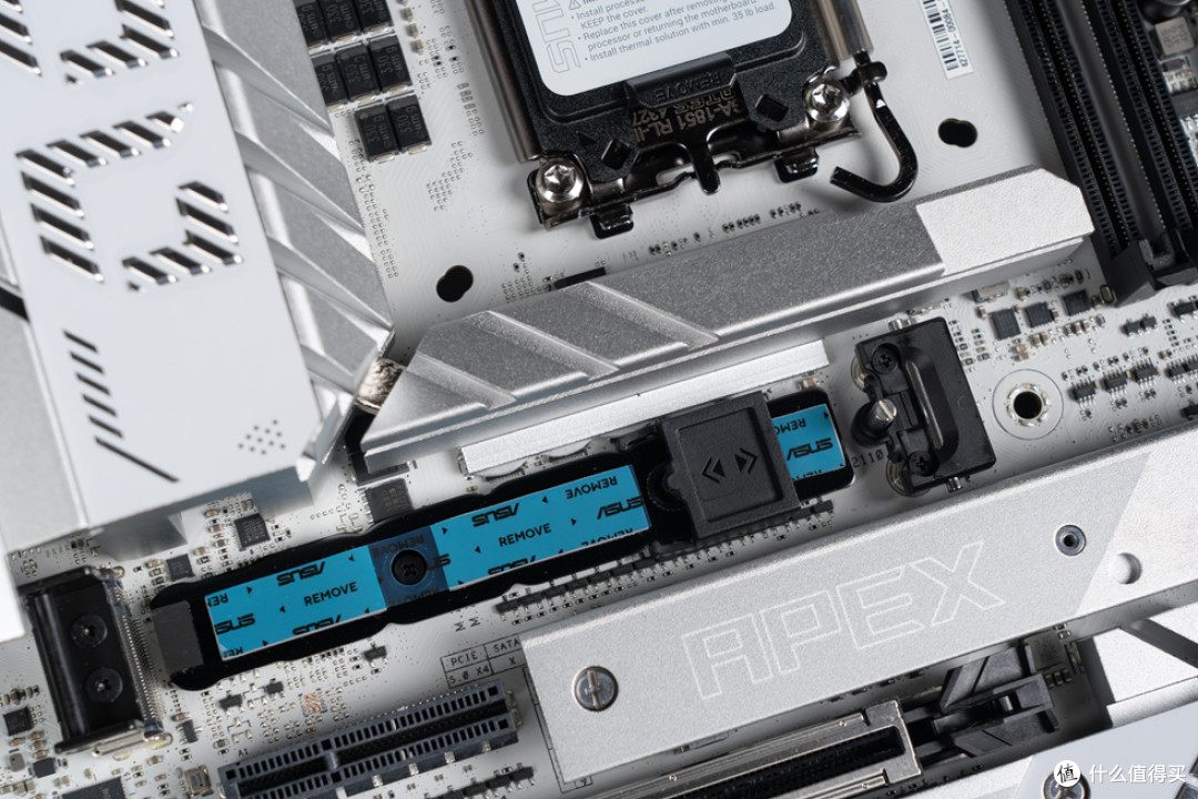 分形工艺Meshify3 XL+ROG Z890APEX+影驰4070Ti S金属大师装机