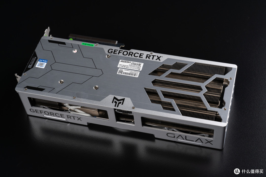 分形工艺Meshify3 XL+ROG Z890APEX+影驰4070Ti S金属大师装机