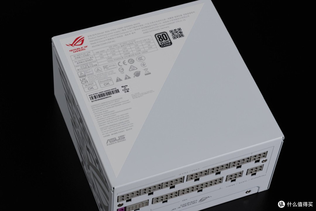 分形工艺Meshify3 XL+ROG Z890APEX+影驰4070Ti S金属大师装机