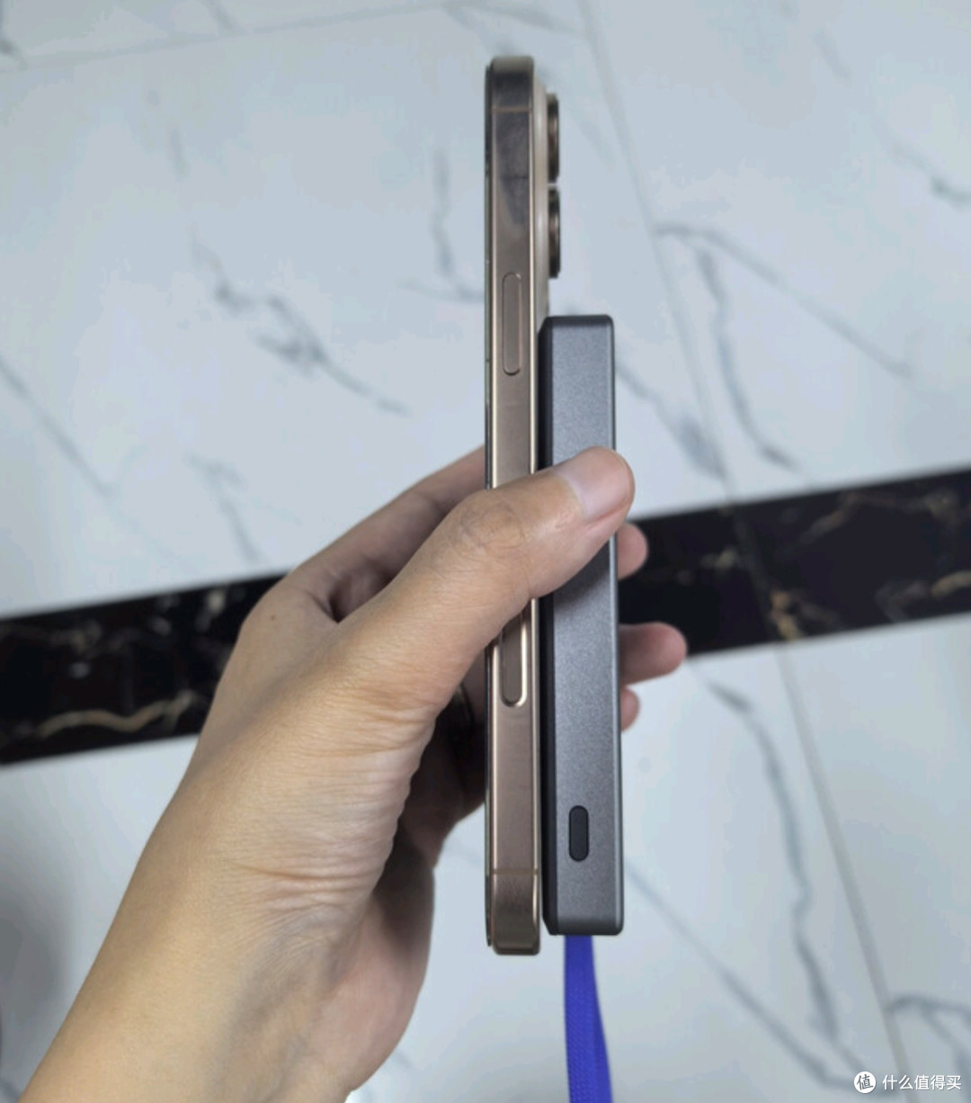 黑鲨刀锋2充电宝:轻薄又靠谱的电量救星