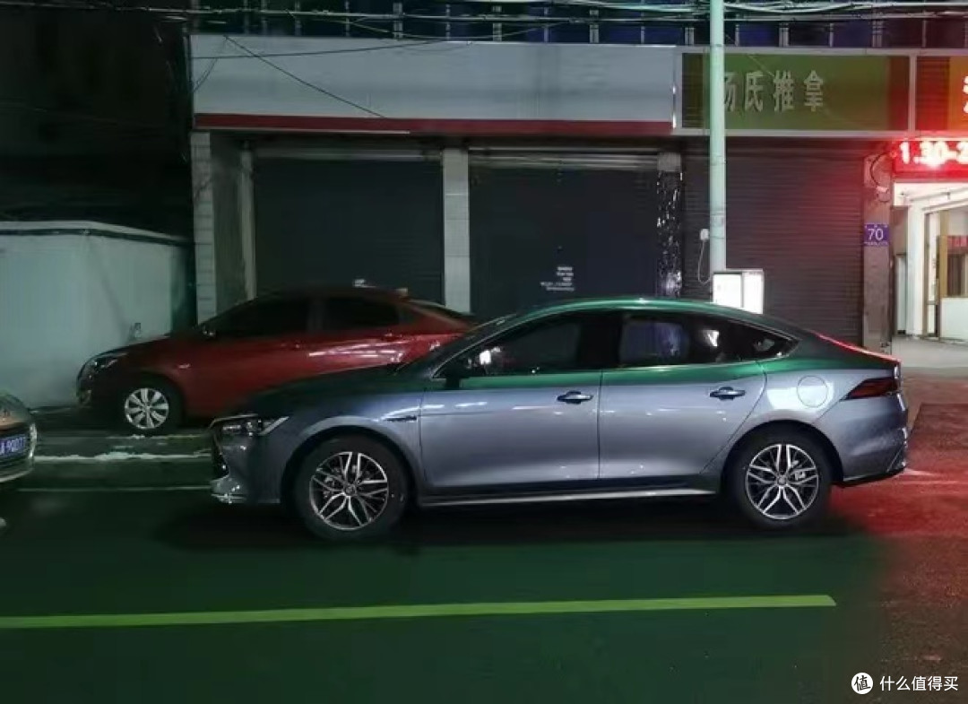 年轻人的第一辆车,秦PLUS够潮