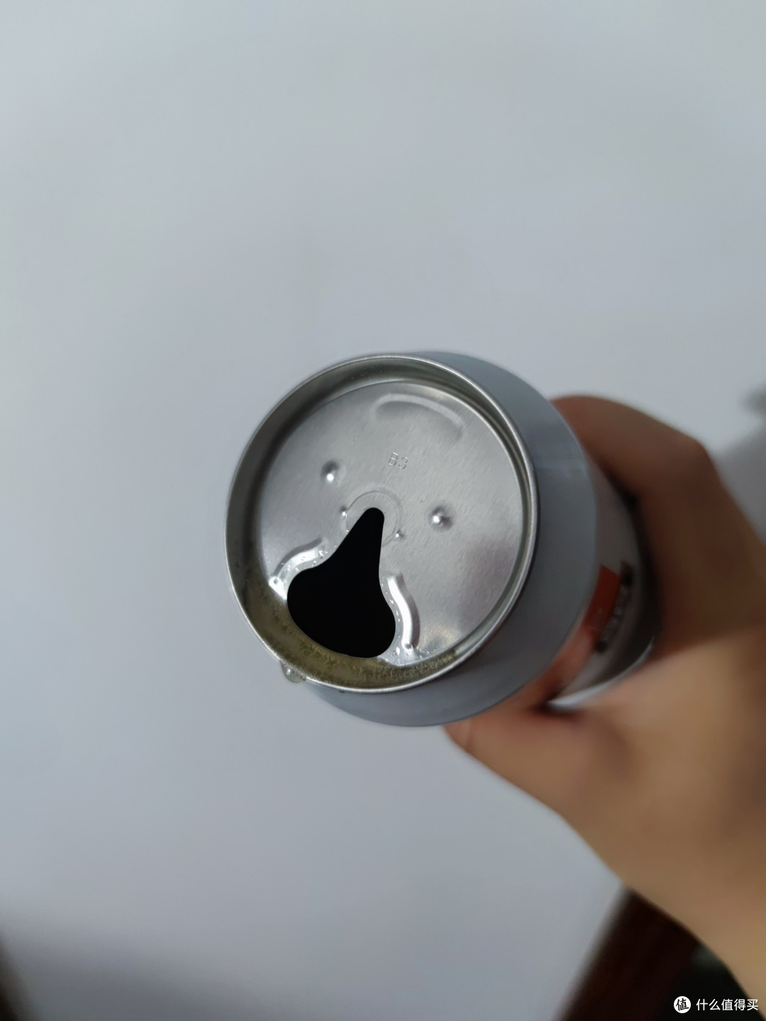 4.9元三瓶的珠江雪堡精酿啤酒,虽然口感很甜,但是我感觉很划算