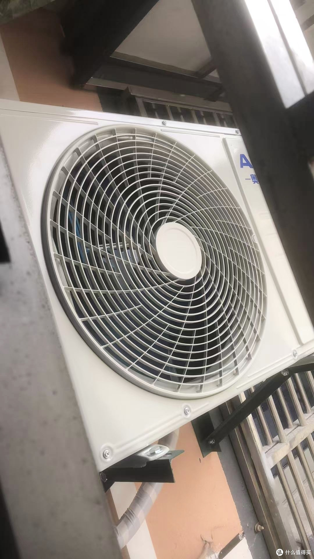 高温来袭,我选择给爸妈装一台奥克斯空调。