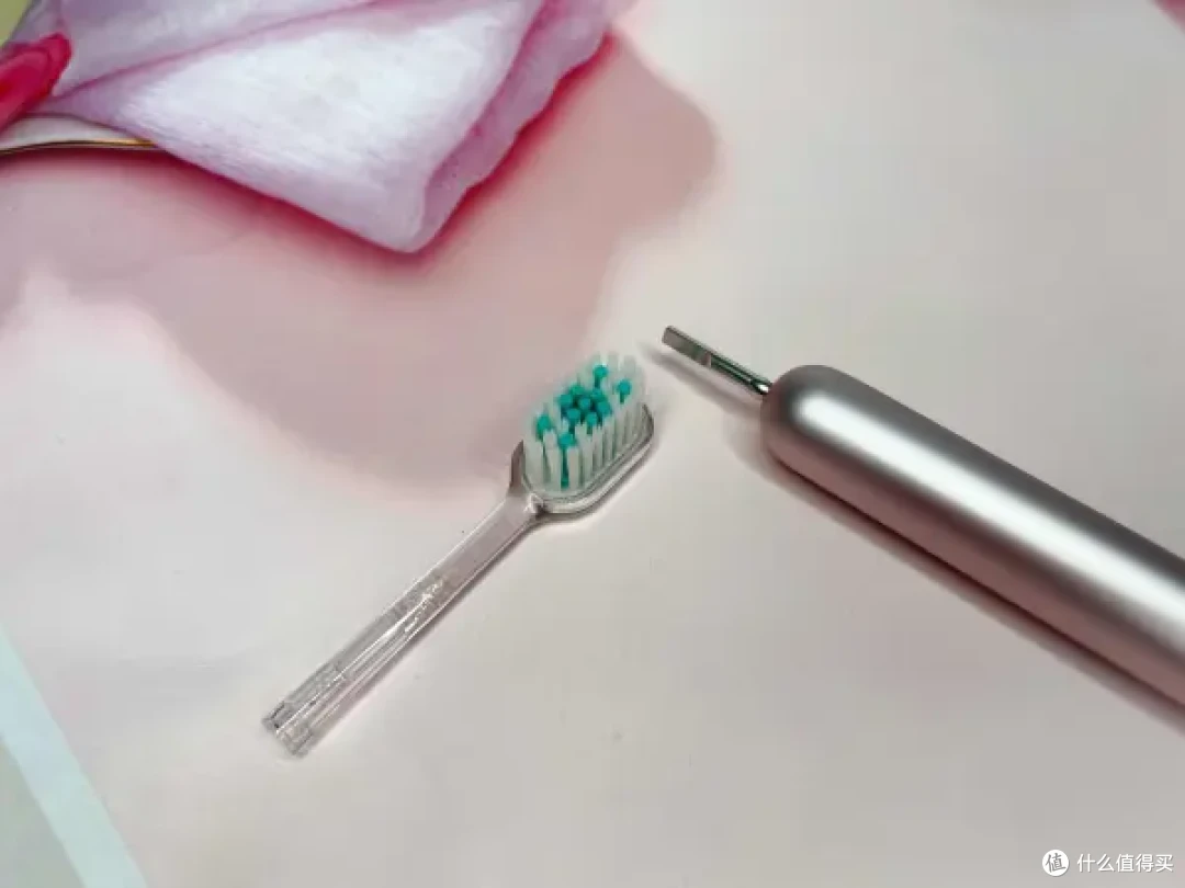 从洗漱台开始的幸福感!这支轻奢牙刷如拆礼物般治愈