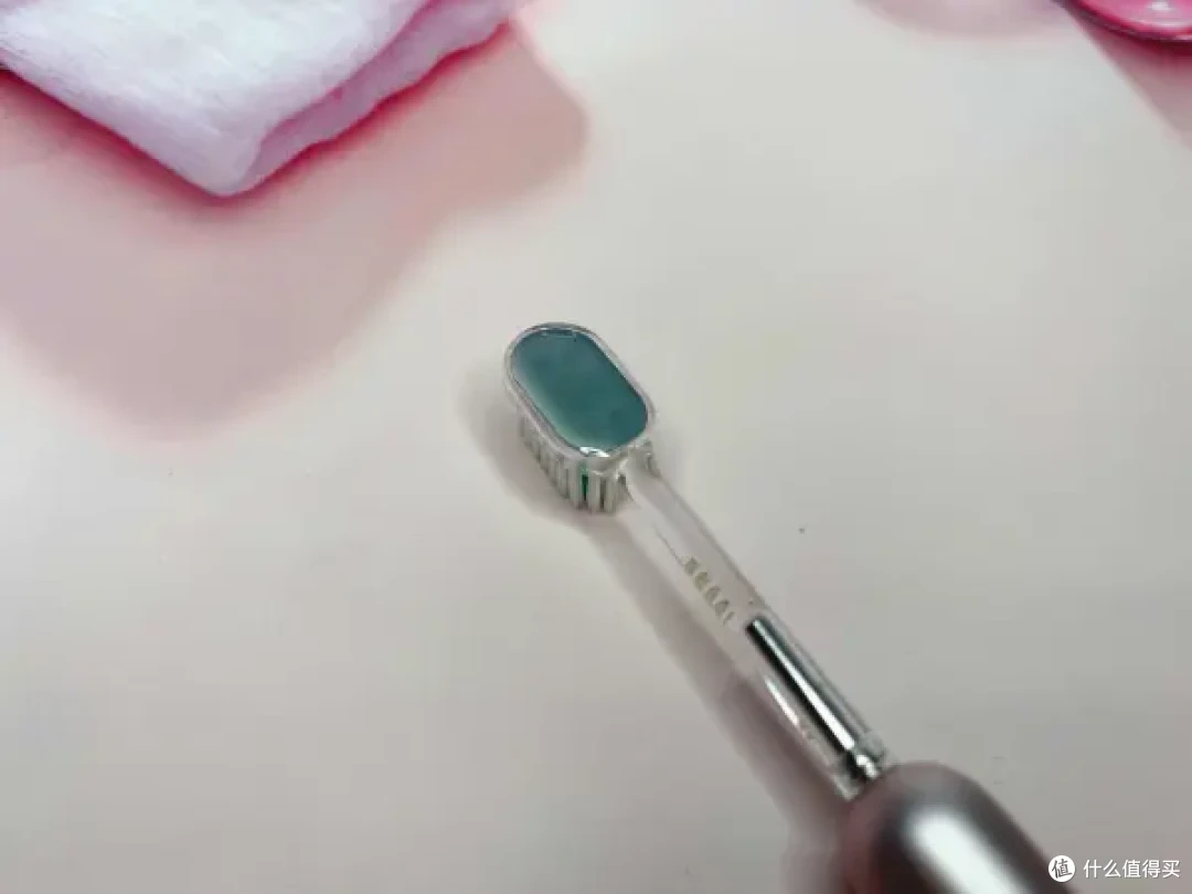 从洗漱台开始的幸福感!这支轻奢牙刷如拆礼物般治愈