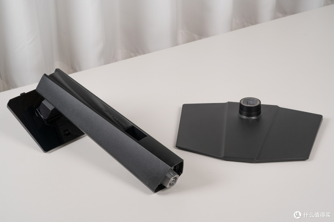 微星 MAG 274UPDF E16M 27寸 4K160Hz MiniLED显示器开箱体验!