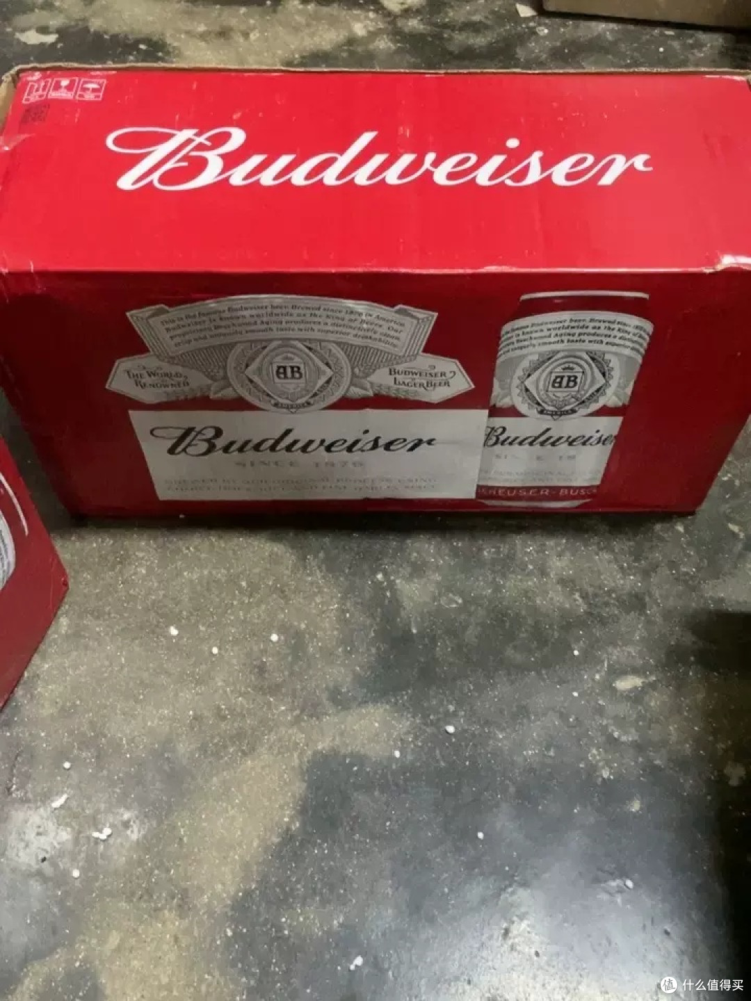 百威啤酒：醇香经典，畅享时刻