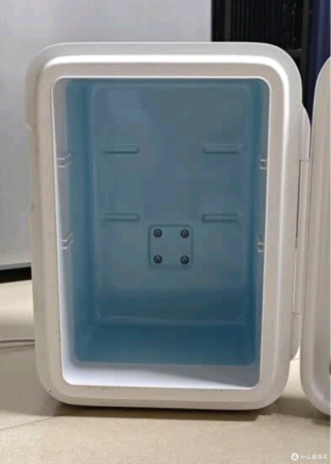 科敏10L车载冰箱:小身板藏着大能量