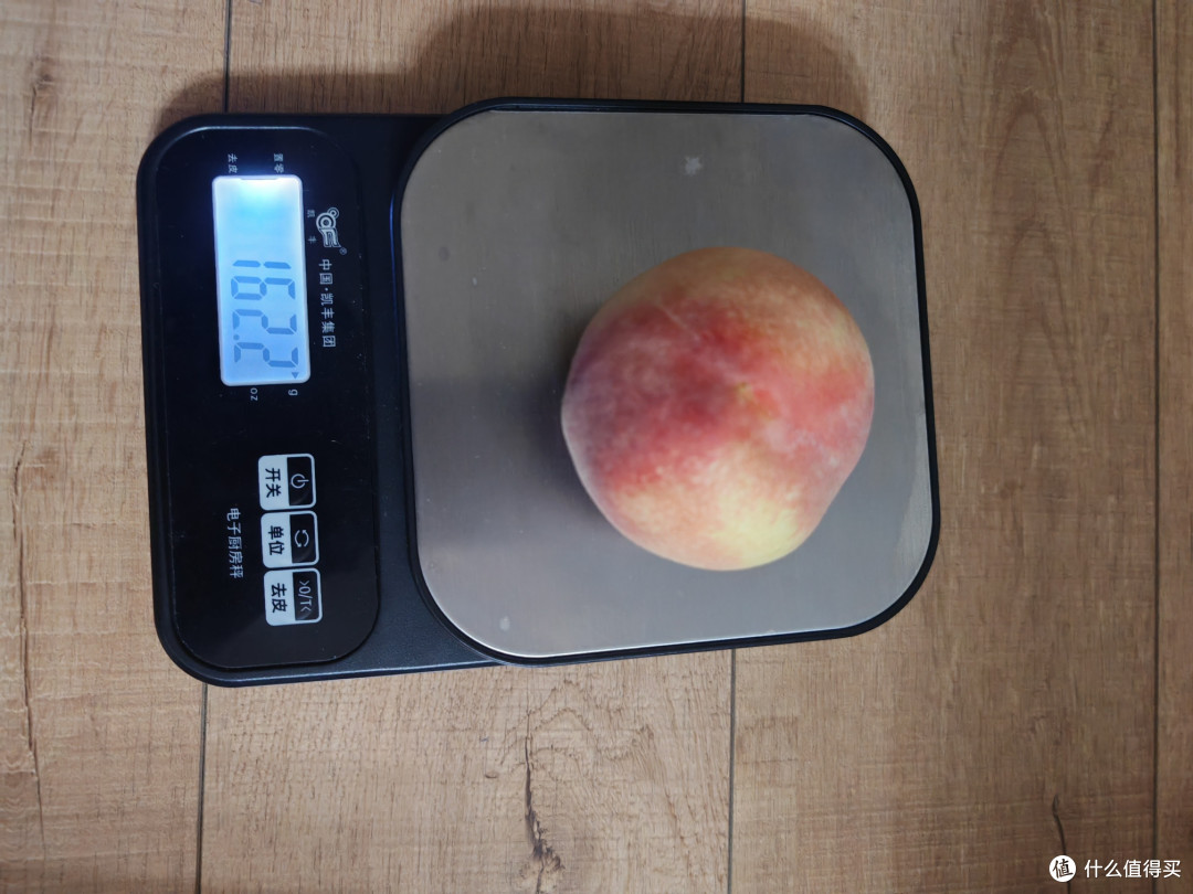 9.9元3斤的水蜜桃居然还不错