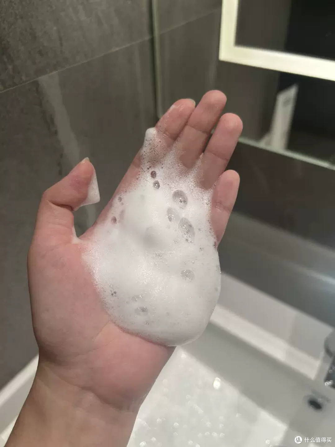 欧莱雅男士耀白洁面乳体验