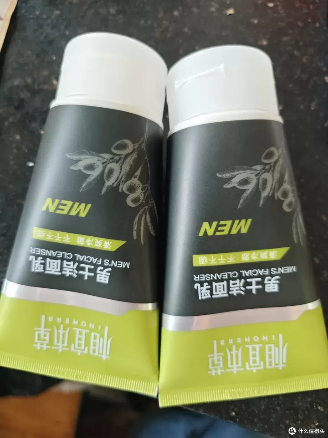 相宜本草男士洁面乳使用体验