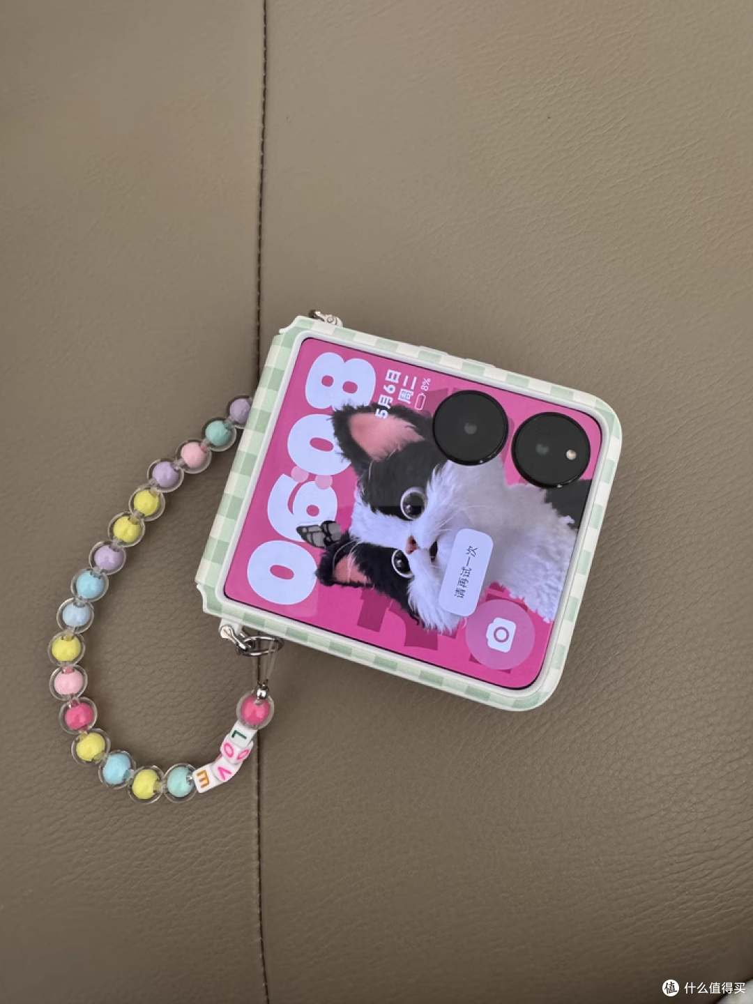 折叠屏逆袭!小米 Mix Flip 真香体验,但这短板太扎心